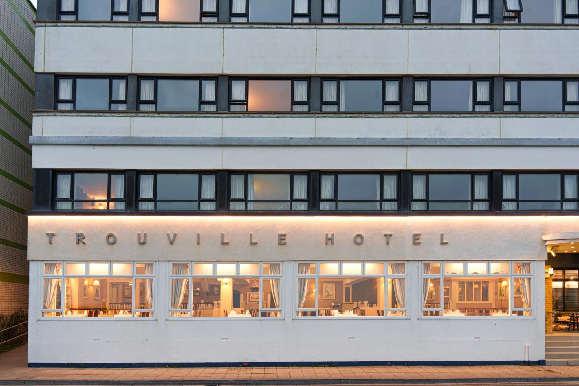 Trouville Hotel By Compass Hospitality Sandown Kültér fotó